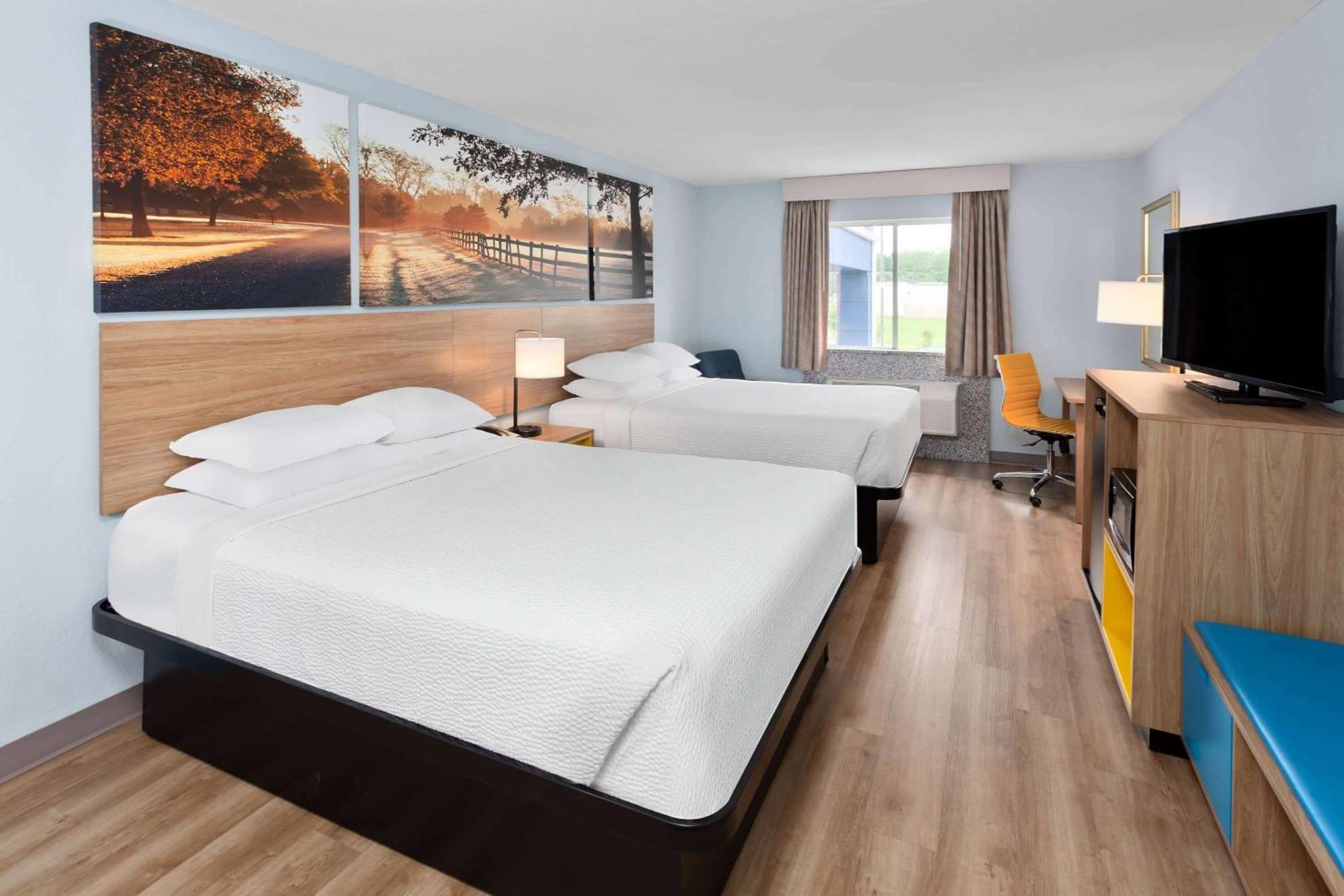 Days Inn & Suites By Wyndham Siler City Exteriér fotografie