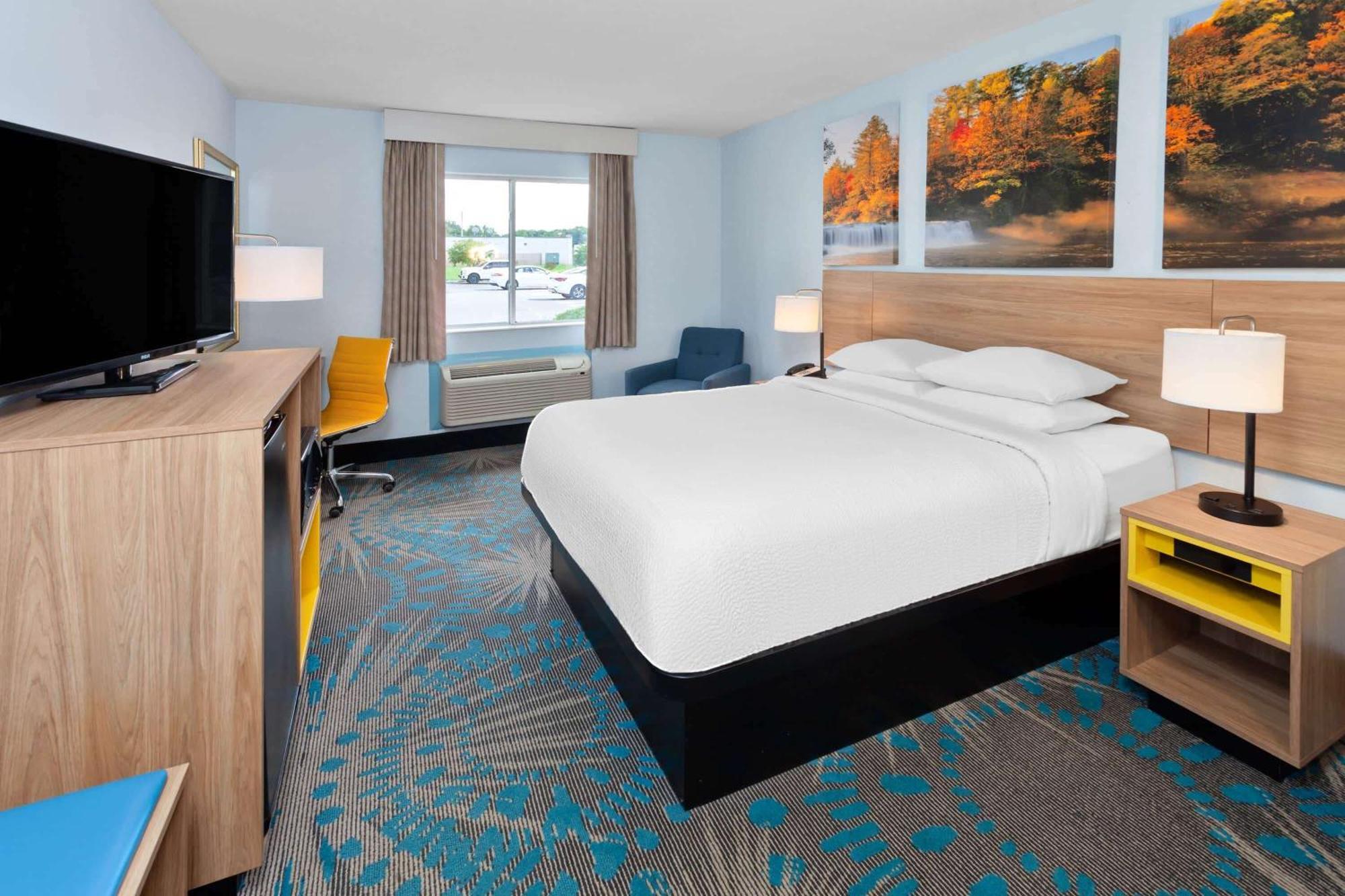 Days Inn & Suites By Wyndham Siler City Exteriér fotografie